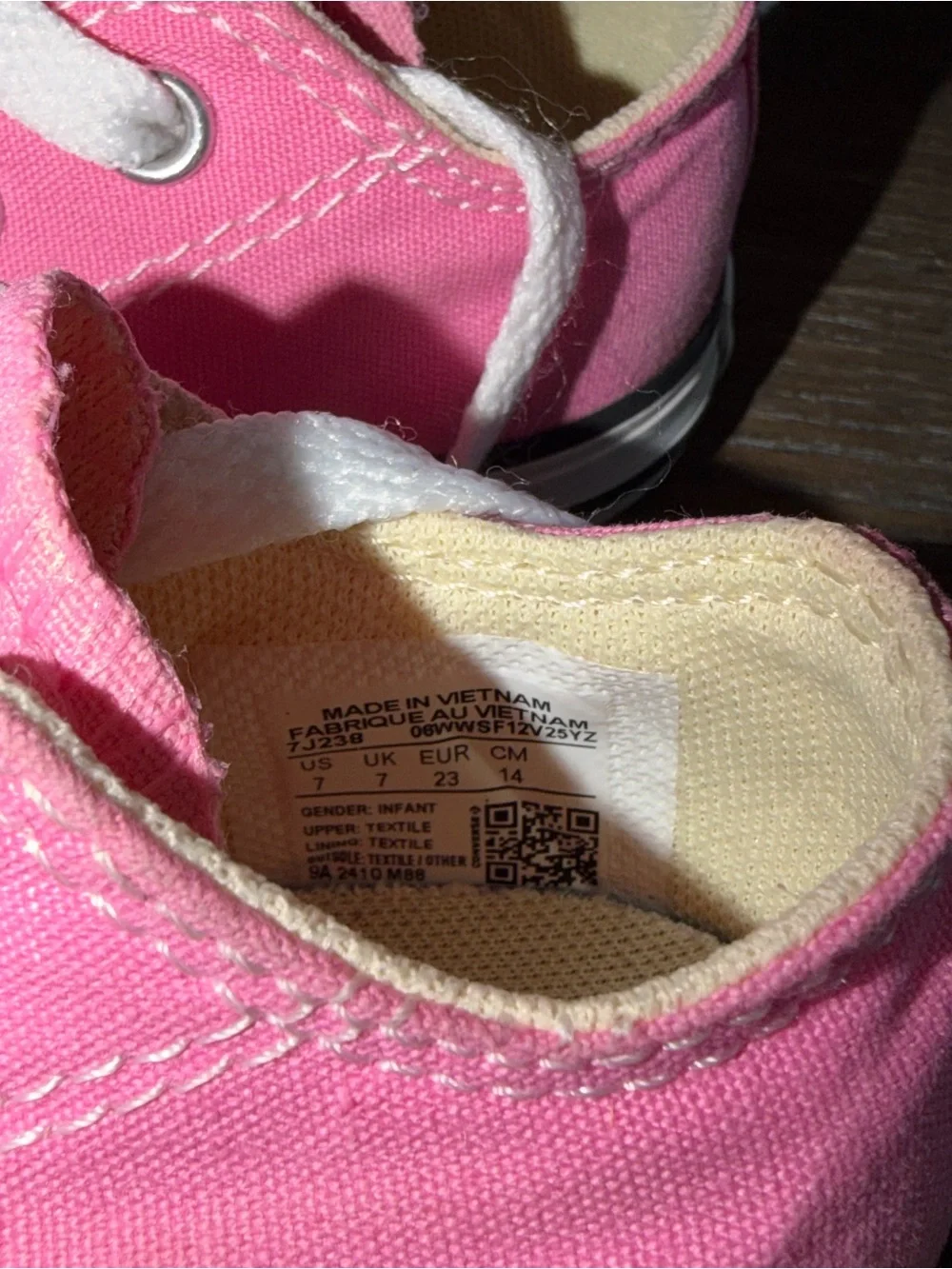 Pink Converse All Star Chuck Taylor Low Top Sneakers size 7